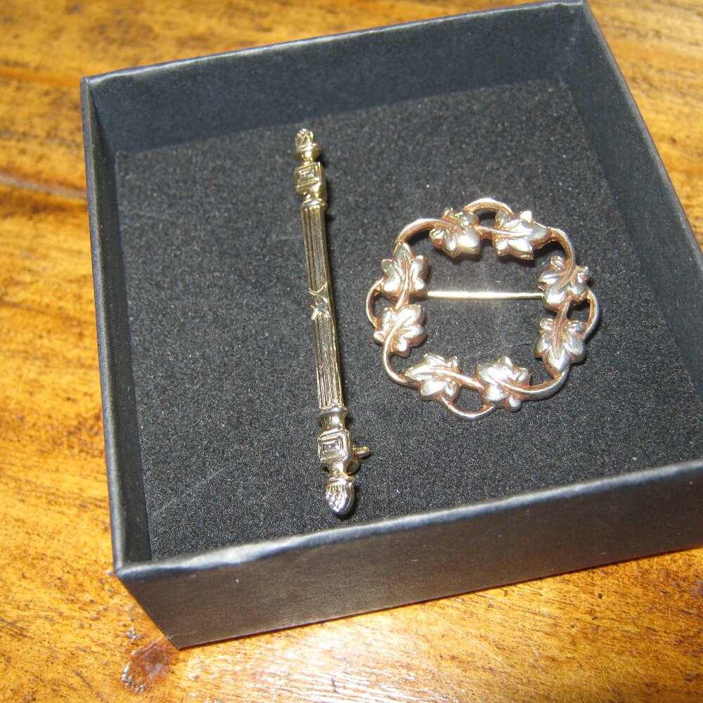 Vintage Preppy Pin Set